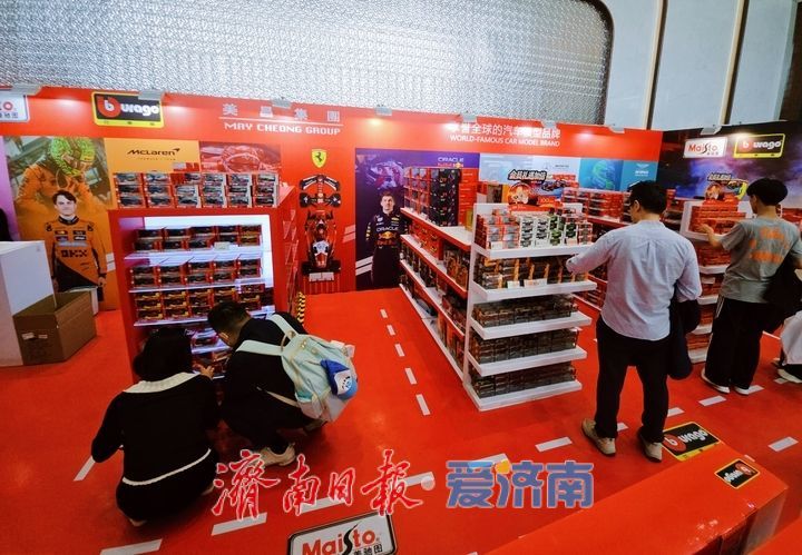 方寸复刻汽车传奇 解锁潮玩新体验