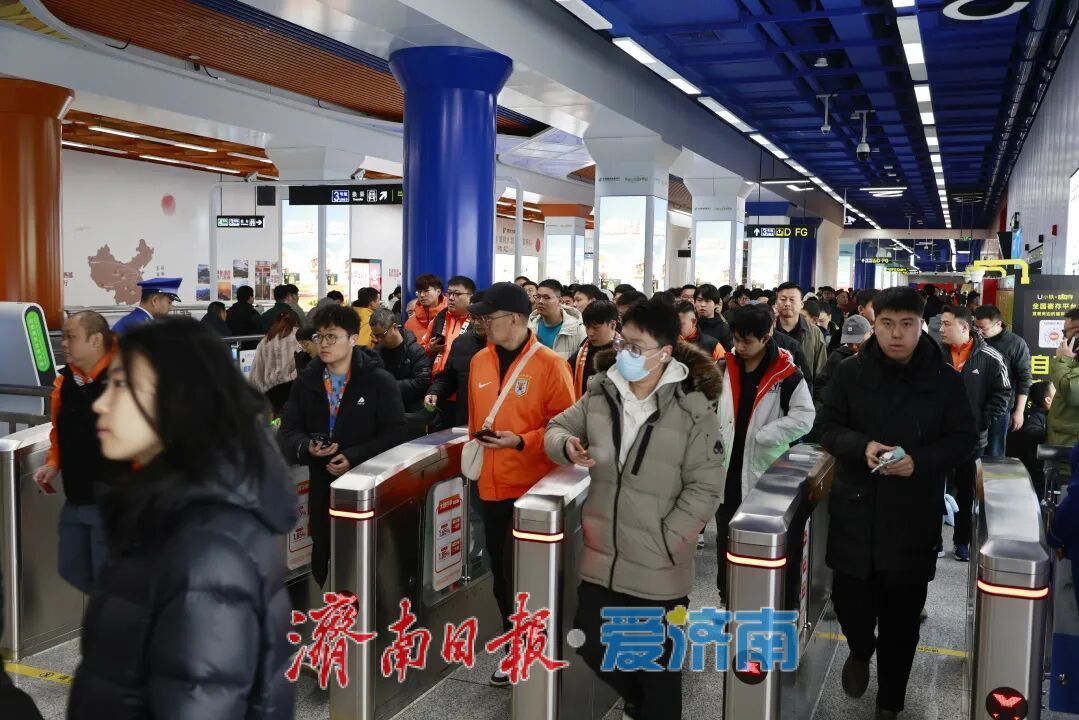 地铁直达！奥体中心站：城市活力枢纽