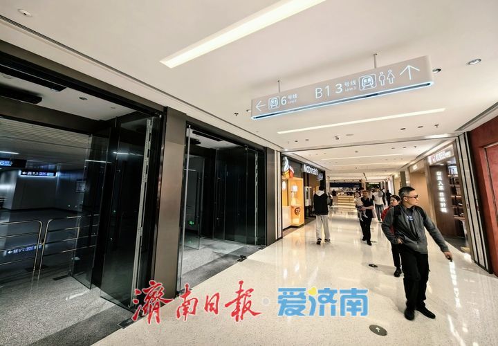 济南地铁6号线安成街站E出口直连商业综合体通道开放通行
