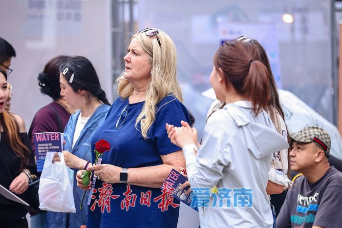泉韵醇香迎远客 济南国际泉水咖啡嘉年华尽显国际风采