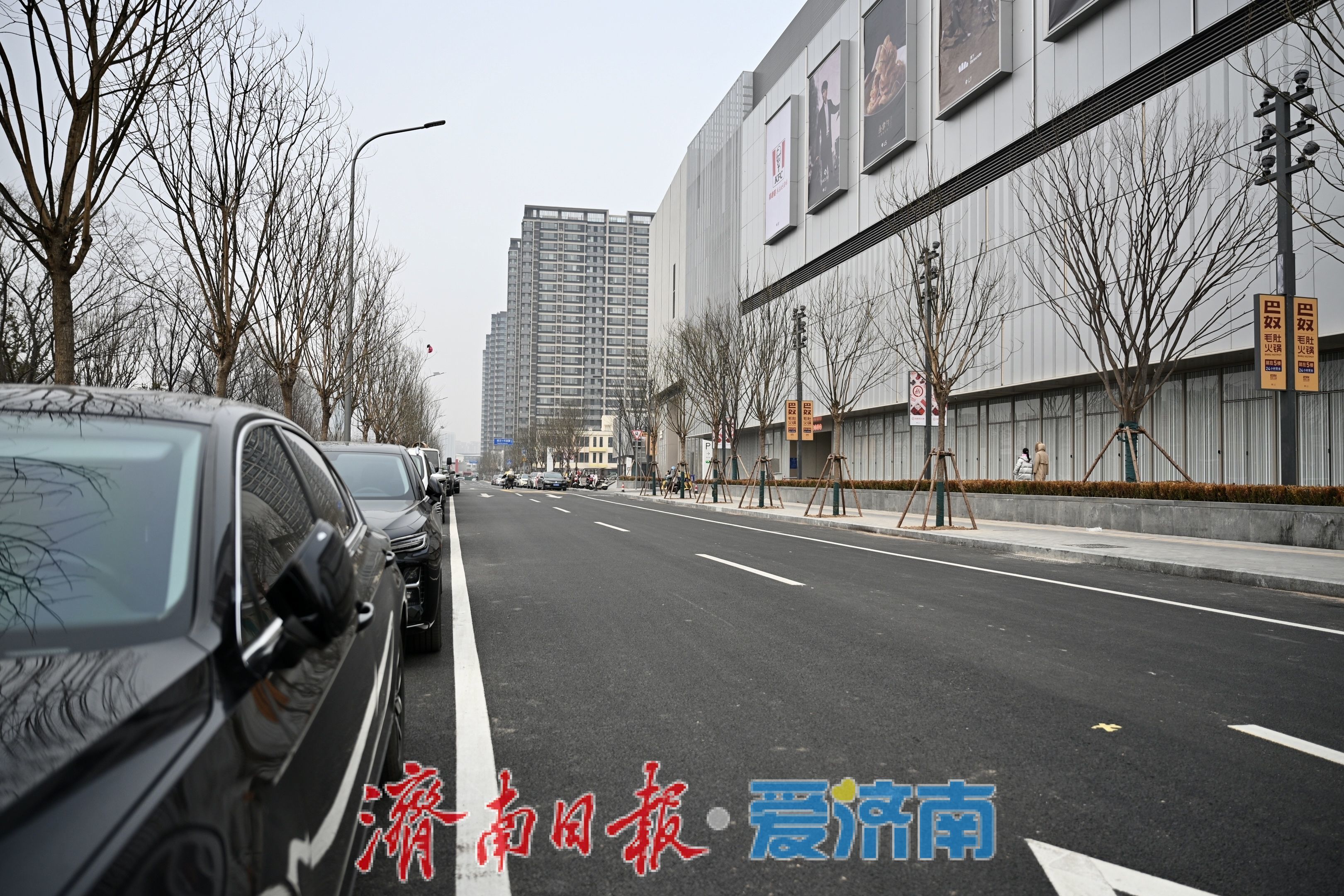 通车半月见成效，济南西城天街周边交通“微循环”顺畅激活