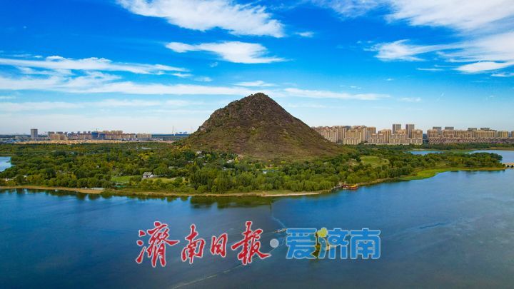 一年四季 泉在济南丨济南华山湖铺展斑斓秋日画卷