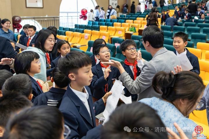 金谷小学四季耕读系列活动——与陈诗哥共赴想象之约