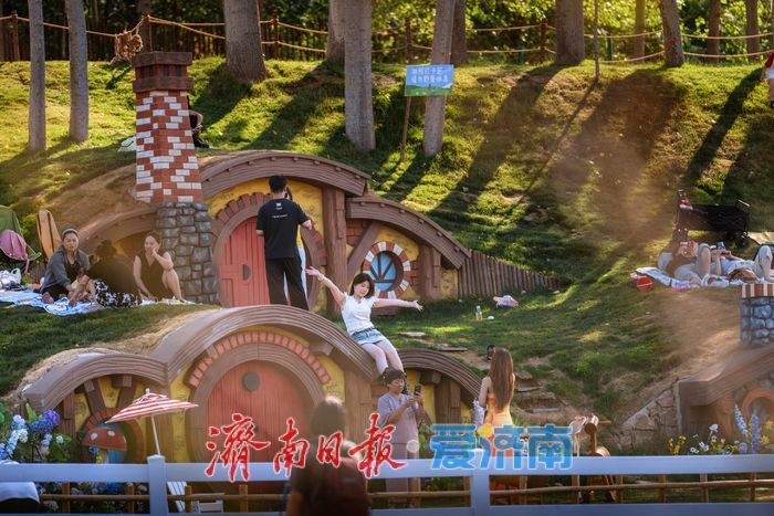 一年四季 泉在济南丨玉符河变身“生态乐园” ，戏水露营热了乡村经济