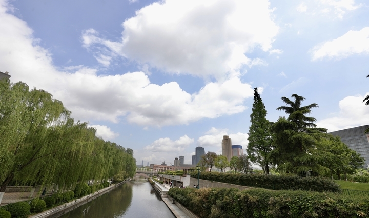 雨过天晴蓝天白云上线