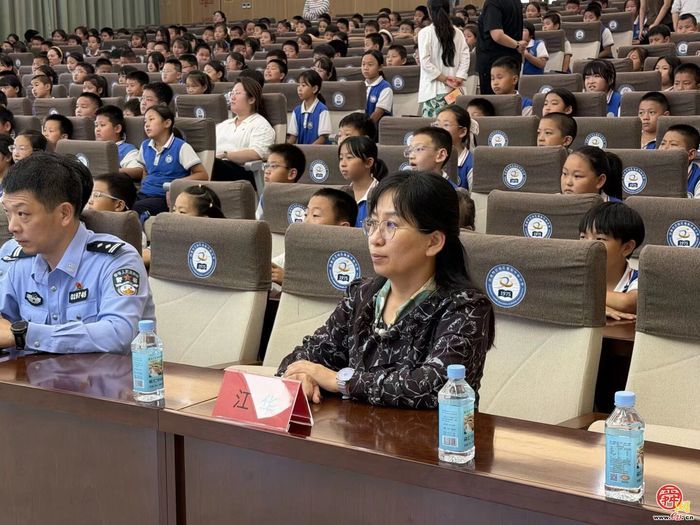 法治宣讲进校园 筑牢少年防骗墙——历城区公安局走进济南市历城区董家中心小学