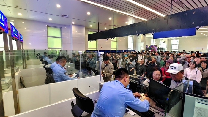 济南口岸一季度出入境旅客16万余人次，预计5月3日客流量较大