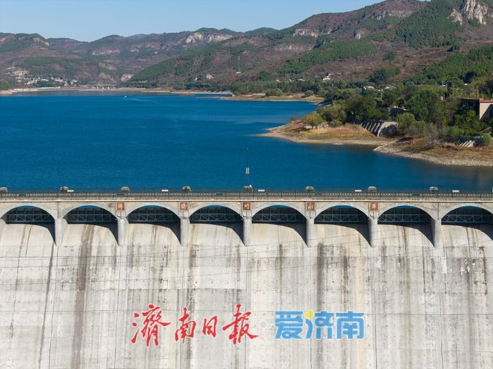 一年四季 泉在济南丨锦绣川水库秋色如画