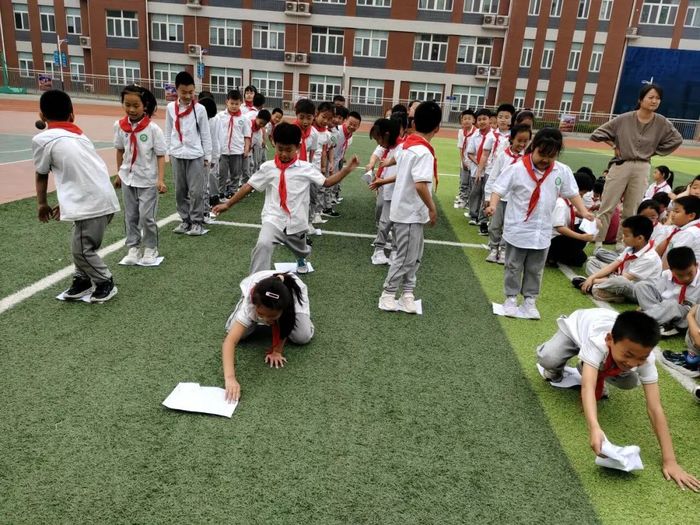 高新区科航路学校通过两场“重量级”活动增强教师和学生的信心