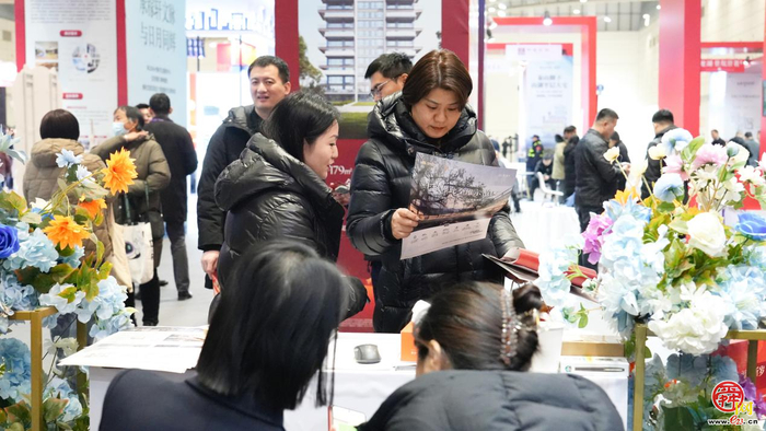 红盘亮相 国企赋能！济南能源集团携明湖印惊艳高品质住宅展