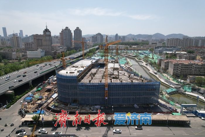 项目强省会｜济南首座京东MALL商业裙房封顶 全力冲刺今年年底开业