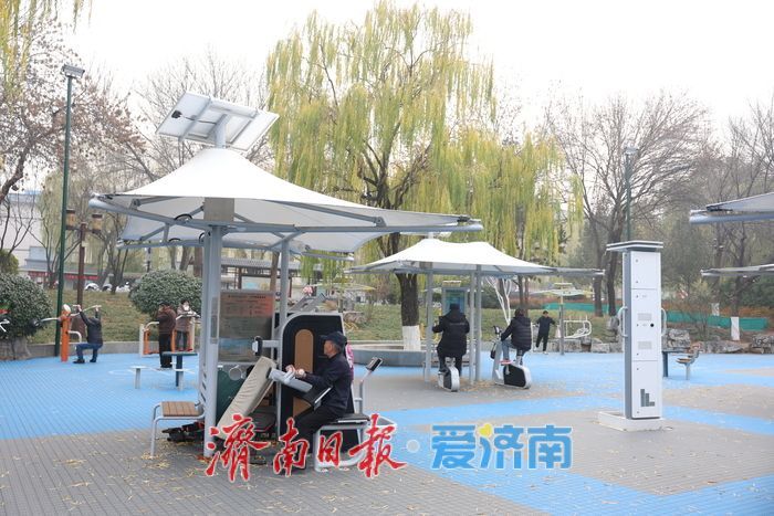 一年四季 泉在济南丨泉城活力暖寒冬 大明湖畔健身忙