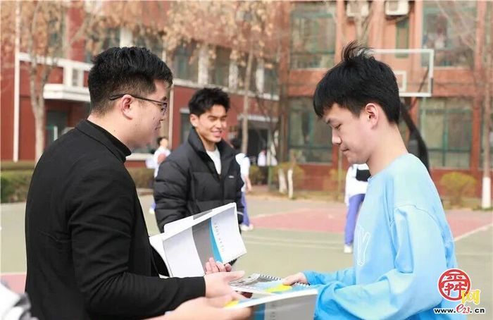 健康第一，投出精彩！济钢高中全福校区举办投篮比赛