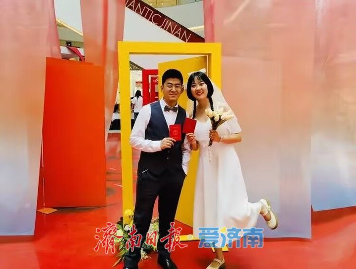 新人领证仪式将走进奥体龙湖天街 一对新人的喜事变成一座城市的浪漫