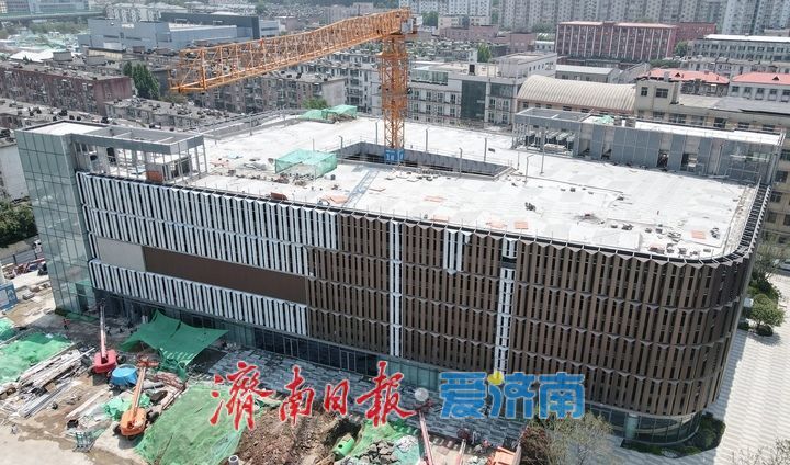 项目强省会｜济南洪楼片区智慧停车楼主体完工