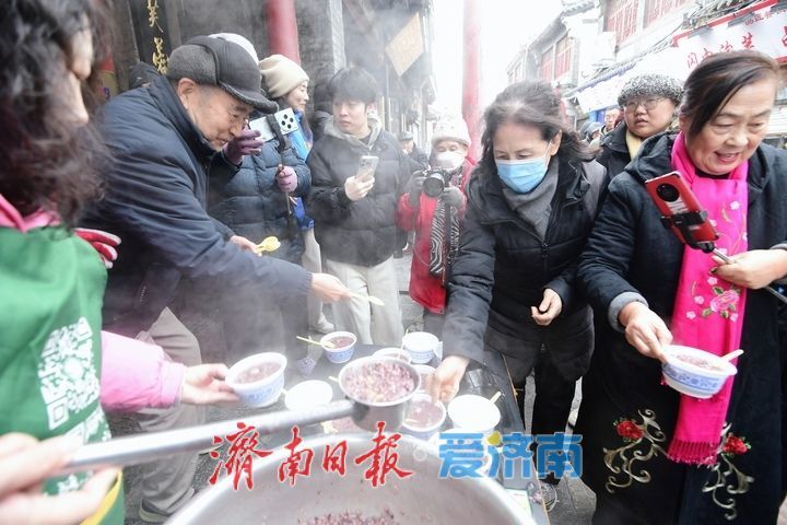 品尝腊八粥 祈福迎新年