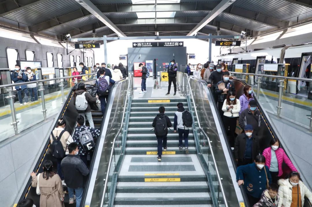 乘坐济南地铁，这些标识很有用