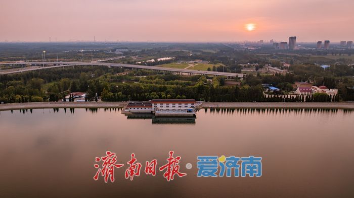 一年四季 泉在济南丨济南鹊山水库：生态美景绘就城市“绿意长卷”