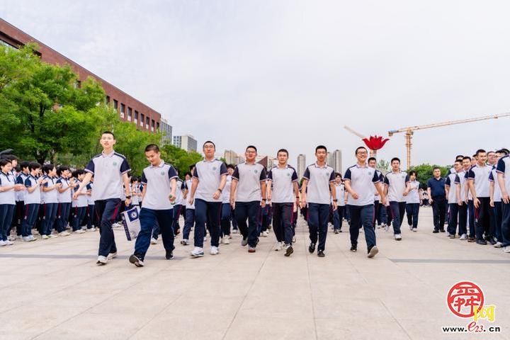 宠爱未央：60级高三的这个“六一”，甜甜蜜蜜