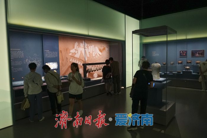 2000多年前的鸡蛋 洛庄汉墓出土的“千年一蛋”亮相山东博物馆