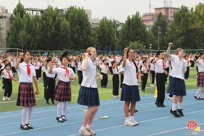 山海和鸣，燕启新程——新西兰布林斯学校教育代表团走进燕山小学