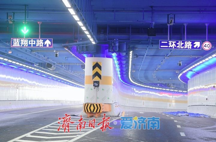 黄岗路黄河隧道南出入口亮相
