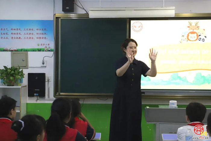 【和燕 手拉手】情牵黄河两岸 共育时代少年 ——济南市历下区燕山小学教育集团开展跨区域党团队共建活动