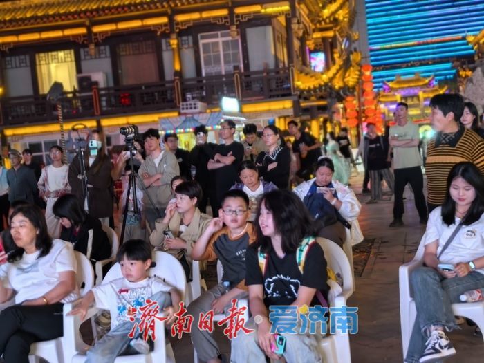 一年四季 泉在济南丨非遗市集 民谣曲艺 在百年商埠“待一整天都不腻”