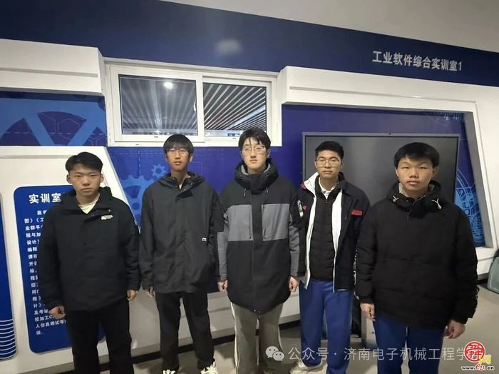 济南电子机械工程学校学子斩获2025年山东省“技能兴鲁”无人机驾驶员赛项一等奖