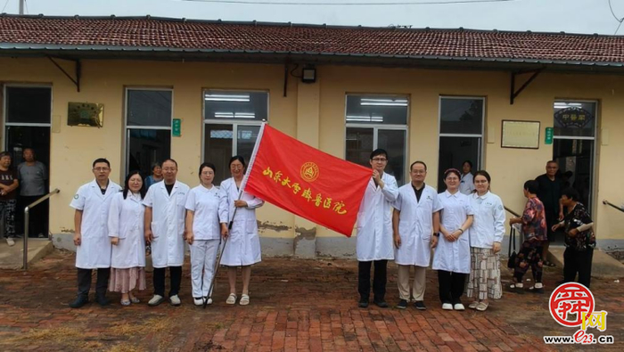 山东大学齐鲁医院“万名医护进乡村”驻夏津医疗队赴范楼村开展公益义诊活动