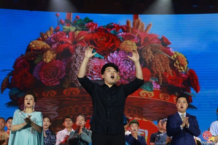 震撼！历城区教育系统共上“一封家书” 主题党课（大思政课）