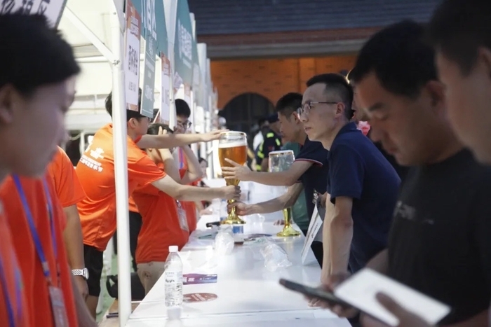 “饮”燃夜经济：一场接一场！济南密集举办啤酒节