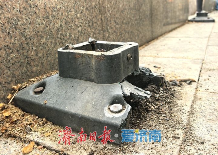 “清钉护路”守好脚下安全 ，济南开展城市道路“清钉护路”专项行动