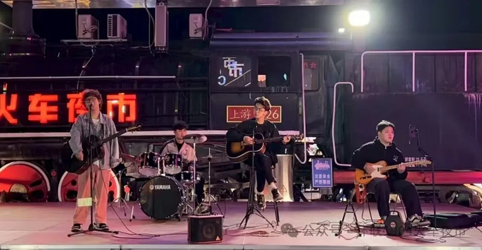 鲁A揭幕战场地解锁！来看环联夜市“美食+美食”究竟有多香！