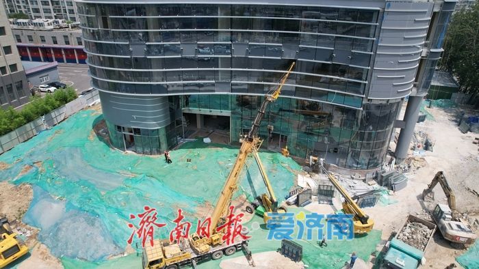 济南腊山 TOD 项目建设提速：幕墙初成，西城新地标轮廓显现