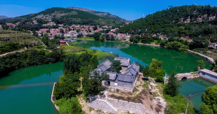 不藏了，摊牌了，这里才是夏天该去的地方！