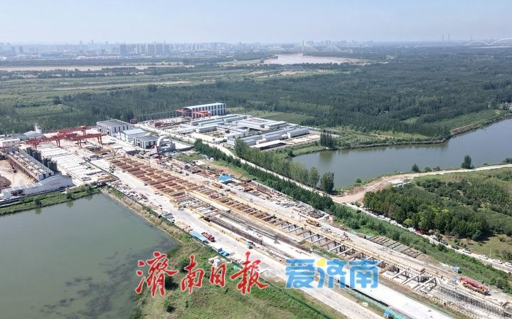 项目强省会｜济南黄岗路黄河隧道工程北岸明挖隧道段完成封底施工