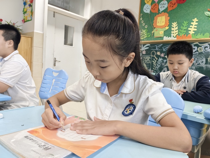 高新区劝学里小学举行中秋节庆祝活动