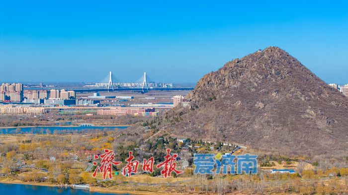 雾散天青，华山如画！济南市民登高饱览泉城胜景