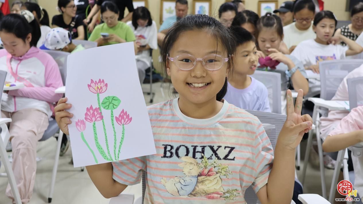 科学认知+艺术创造+文化传承 济南“园·林惠民行”带青少年探秘“荷”世界
