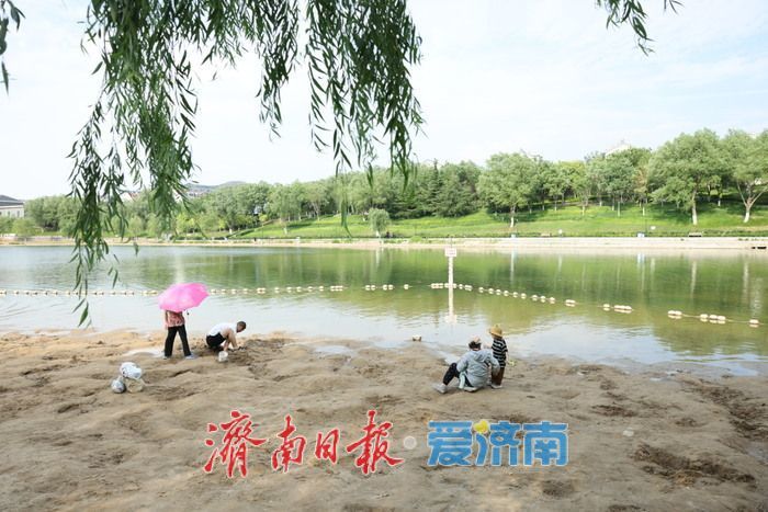 一年四季 泉在济南丨高温来袭，济南龙鼎滨水公园成市民避暑热门地
