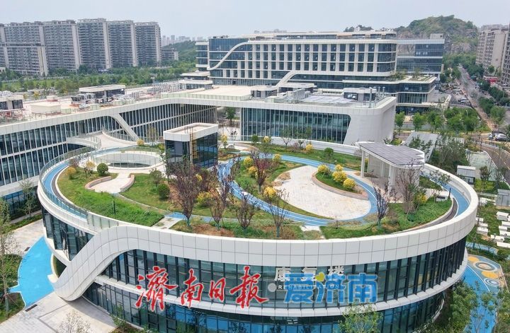 “空中花园”打造有温度的人文疗愈空间，济南医院迁建项目具备竣工交付条件