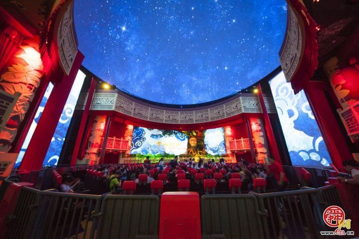 夏日文旅盛宴！济南方特“泼水电音节”正式启幕