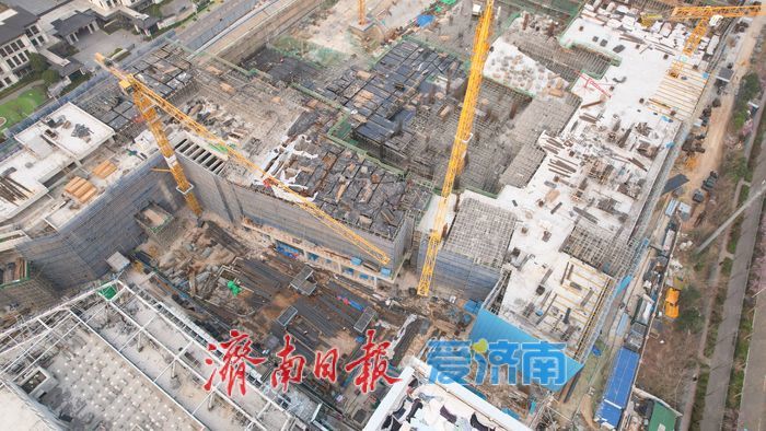 项目强省会｜西客站片区银泰百货项目提速推进 西部商业综合体初具规模