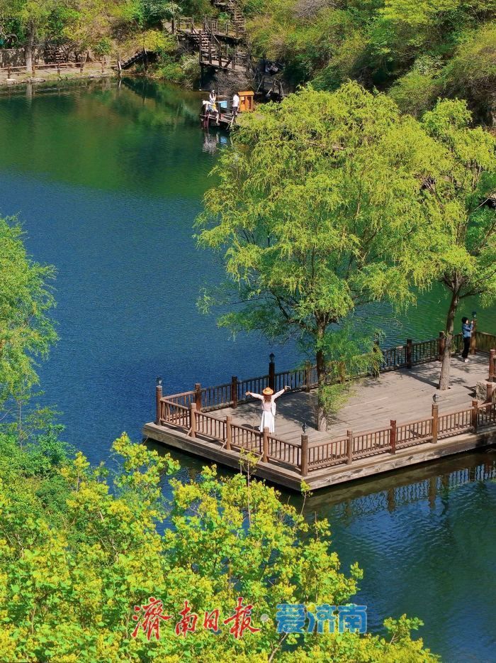 一年四季 泉在济南 