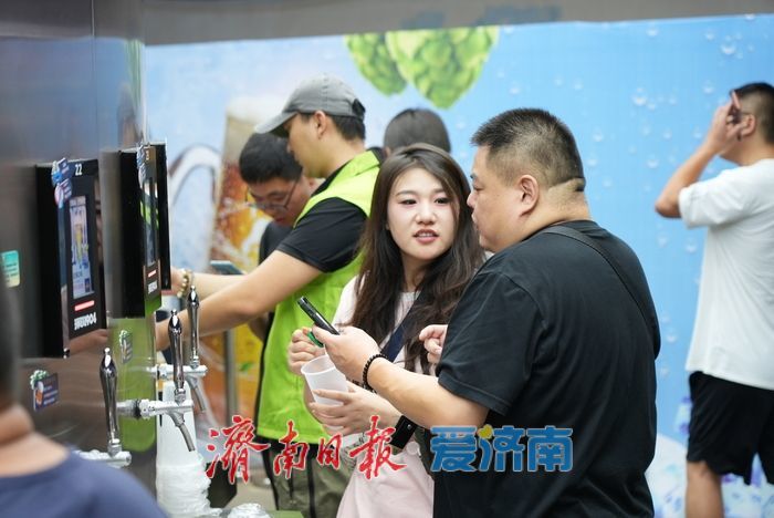 一年四季 泉在济南丨“青岛啤酒交易所”引燃泉城夏日消费新潮流！