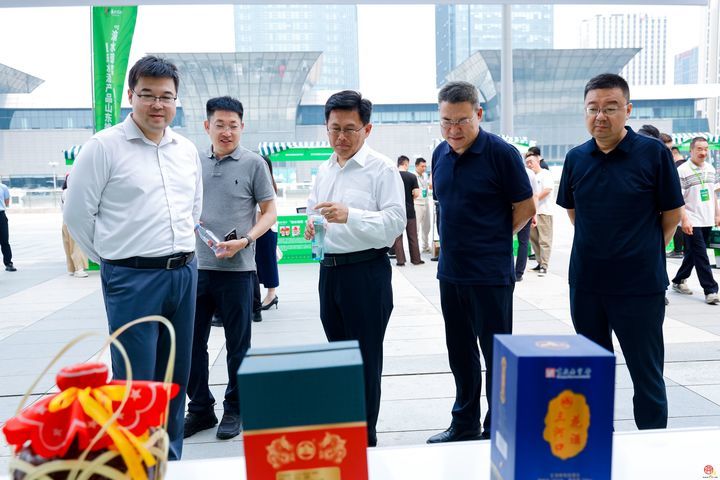 重庆水酒进山东：“渝水琼浆”推介会在济南举行