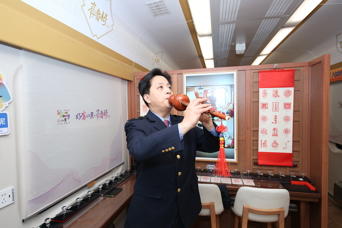 全国首批列车新时代文明实践站在济南揭牌，“齐鲁1号”与G78/5/6/7次列车入选