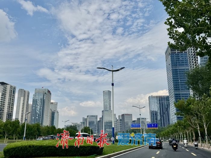 一年四季 泉在济南丨雨后济南夏云奇峰绘美景