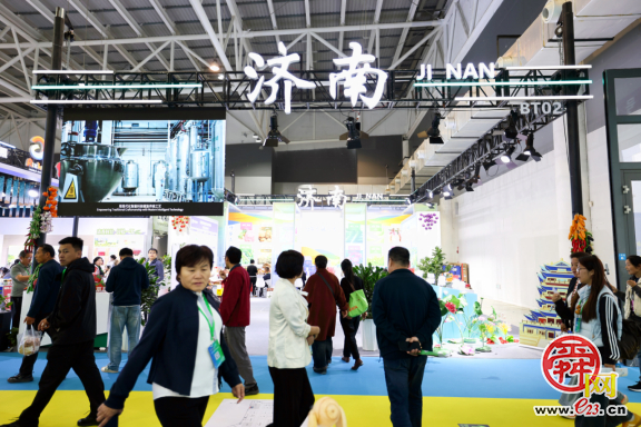 真才实“播” 校企实训走进2026全国农产品产销大会（北部片区）